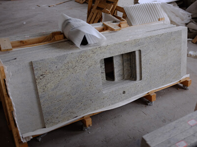 Cashmere_White_Vanity_Tops_000